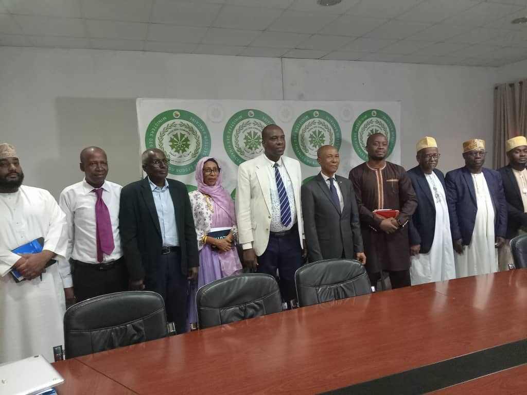 image Une délégation de la BAD en mission à Moroni